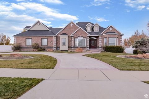 Step into your new home nestled in the heart of the highly sought-after central Riverton neighborhood! This expansive 6274 sq ft residence seamlessly blends space, style, and functionality, creating an ideal haven for the discerning buyer. With 5 bed...