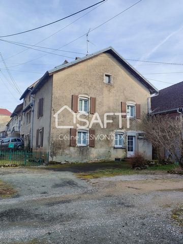 Located in the charming village of Montécheroux, this house to renovate benefits from an ideal location close to the center. Nestled on spacious grounds of 2169 m², it offers a green and peaceful setting, perfect for enjoying moments of relaxation ou...