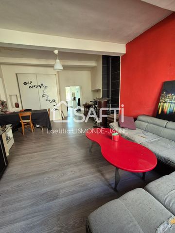 Located in the charming town of Lespignan, close to local shops, schools, and public transport, this locality charms with its friendliness and proximity to the beaches. On the ground floor, a spacious and bright living room welcomes you, ready to be ...