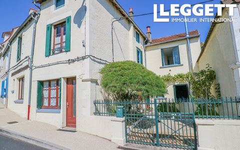 117136DB86 - Situated in the heart of the village this house is old and quirky in parts. On the ground floor it consists of a kitchen, dining room, bathroom, lounge with fireplace, workshop. Cellar and courtyard. On the first floor there are 3 bedroo...