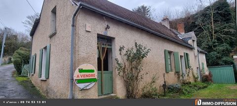 Mandate N°FRP147733 : House approximately 74 m2 including 3 room(s) - 2 bed-rooms - Garden : 535 m2, Sight : Village. Built in 1878 - Equipement annex : Garden, Cour *, Forage, Garage, cellier, Fireplace, combles, Cellar - chauffage : fioul - Expect ...