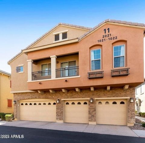 ''Welcome to the Arizona lifestyle in this charming 2 bedroom, 2 full bath townhome nestled within a desirable gated community. Featuring a split floor plan, this home offers both privacy and functionality. AC AND WATER HEATER REPLACED just a few mon...