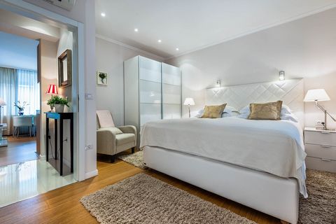 Furnishings Each of this top-flight 1 bedroom apartments constitutes an ideal home away from home for up to 4 guests. The accommodation flaunts a modern, uncluttered style, where comfort and functionality are put in the first place. The minimalist in...