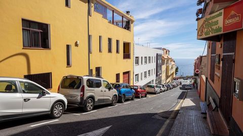 For sale 10 parking spaces located in the basement of a residential building in the town centre of Guía de Isora. It has an electric access door with remote control. It is an excellent opportunity for those who are looking for a safe, secure and conv...