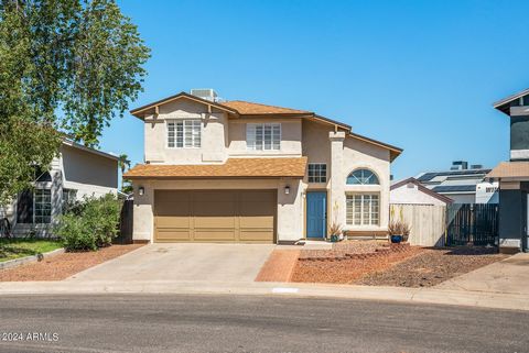Welcome to Village at North Canyon! This 2-story, 1511 sq ft home is brimming with potential. With 3 beds and 2.5 baths, it's the perfect canvas for your dream home vision. Recent upgrades like newer flooring and paint provide a fresh start, while th...