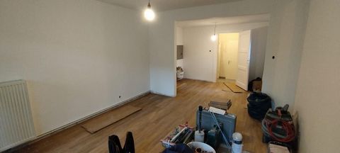 ANNOTATION The apartment is currently being renovated and newly furnished. Pictures will be uploaded promptly. The furniture is according to the floor plan. THE APARTMENT Our cozy apartment was renovated in 2024 and is located on the ground floor of ...