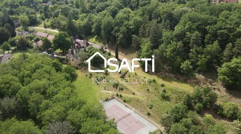 Located in the prestigious Périgord Noir, a few minutes from major tourist sites, in the town of Montignac-Lascaux, discover an exceptional opportunity to live in a magnificent residence nestled in the heart of 2.5 hectares of lush land, composed of ...