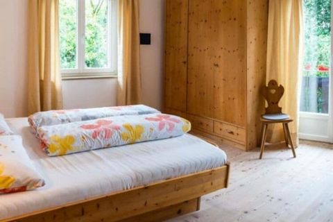 Fruit farm, homemade products, children's equipment included, terrace, large garden with pool, bike rental, WiFi... 2 guests: from 45 euros per night. 3 guests: from 50 euros per night. Prices vary depending on the season, the age of your children, t...
