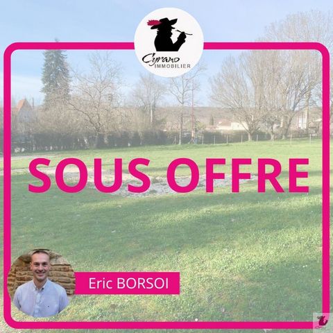 Ideally located in BERGERAC, close to amenities on foot, please discover this beautiful building plot with a total area of 2727 m2. You will be seduced by its location allowing you to access the shops on foot. To be seen without delay in your Cyrano ...