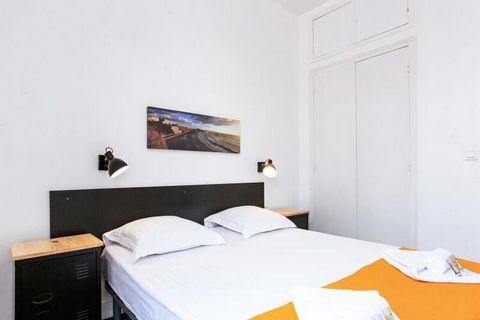 Diese Zweizimmerwohnung in einer kleinen Wohnanlage im Herzen von Biarritz liegt ideal im Herzen von Biarritz. um 4 Personen unterzubringen. Die Lage im Stadtzentrum macht diese Unterkunft zum idealen Ort, um die verschiedenen lokalen Sehenswürdigkei...