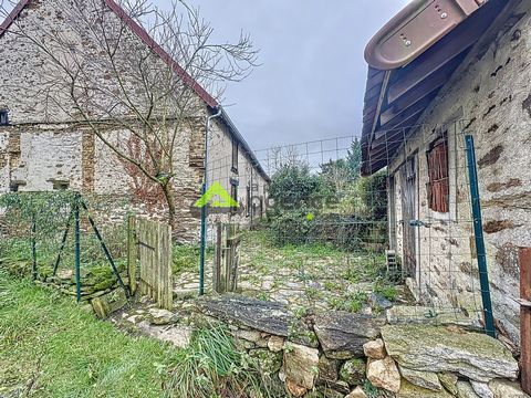 Uw kleine agentschap GUERET, biedt dit oude huis op 3 niveaus te koop aan. Ideaal voor een gezin, gelegen op het platteland, het biedt op de begane grond een enorme woonkamer van 60 m2 en een toilet Aan de nachtzijde zult u de 3 slaapkamers op 2 nive...