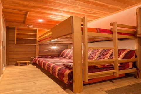 Diese studio in Les Deux Alpes mit hat eine Kapazität für 4 personen. Unterkunft Unterkunft hat 30 m² befindet sichkomfortable und geräumige, Die Unterkunft befindet sich in der Nähe von direkt am skigebiet, mit Blick auf die Berge und das Skigebiet....