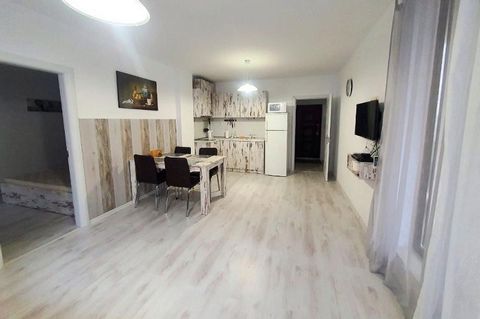 Apartamento de dos dormitorios en Sofía. Pomorie, en un lugar tranquilo y pacífico en la parte antigua de la ciudad, a 30 m de la hermosa playa. El apartamento se encuentra en un edificio nuevo con A 16, en el segundo piso /ascensor/, con una superfi...