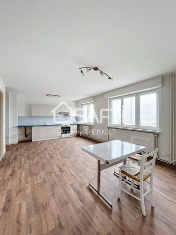 Venez découvrir ce superbe appartement à quelques pas de la plage et à proximité des commerces, avec sa vue imprenable sur la mer. Situé au 5ème étage avec ascenseur, il se compose d'une pièce de vie lumineuse d'environ 30m² avec sa cuisine aménagée ...