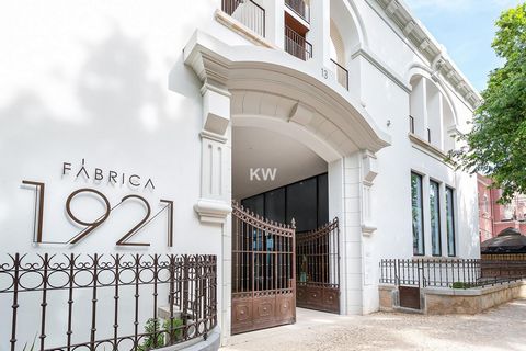 FÁBRICA 1921 - Renovate the Neighborhood. Recount the History. [Property with Negotiation Margin] Join us and visit this luxurious apartment T3 Duplex, located in the private condominium FÁBRICA 1921 in Benfica, which offers all the convenience to en...