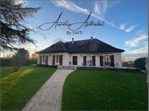 Aurélie and Eric Asdrubal present this beautiful, spacious single-storey house built in 1980, with a large enclosed garden planted with trees. Situated just 15 minutes from Bergerac and 1? hours from Bordeaux, you'll be in the peace and quiet of the ...