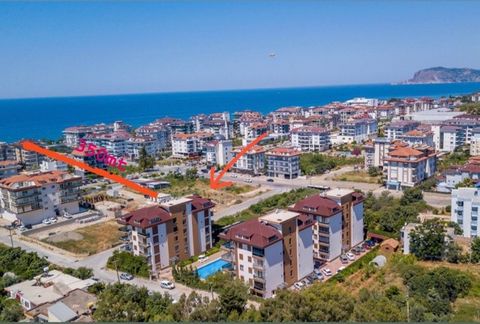 Nestled in the tranquil neighborhood of Kestel, this charming 2+1 apartment combines modern living with a serene coastal lifestyle. With its proximity to the sea and access to excellent social amenities, it offers the perfect blend of comfort and con...