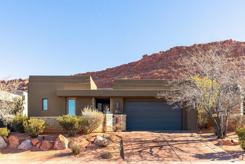 Experience the Entrada lifestyle with breathtaking red rock and valley views. This stunning 4-bed, 4-bath home, with a detached casita, offers the perfect blend of luxury and comfort. The property comes fully furnished, including a golf cart and two ...