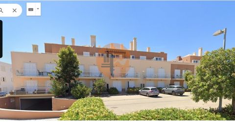 1 bedroom apartment in Cabanas Gardens Condominium with Swimming Pool and Parking next to Ria Formosa Beautiful apartment with a spectacular view of Fortaleza, countryside and sea. The apartment, on the first floor, consists of an entrance hall, a be...