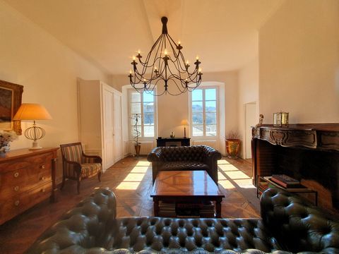 Charmant appartement de prestige dans un hôtel particulier d'exception