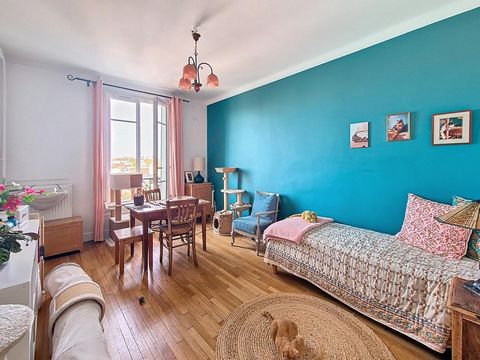 Joli nid de 3 pièces baigné de lumière dans le Vieux Saint-Maur