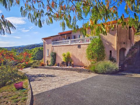 Ppropriété exceptionnelle avec vue imprenable au cur du Parc du Haut Languedoc