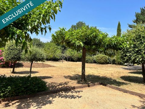 Terrain constructible de 1100m2 de surface utile.