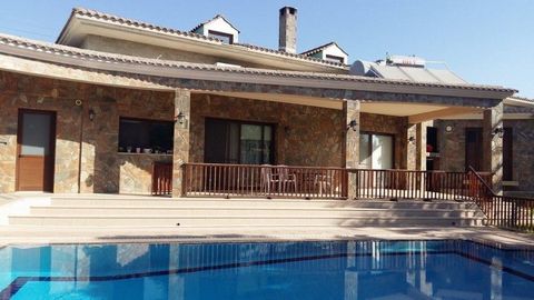 A 4 bedroom detached house for sale in Dali, Nicosia with an extra room which is currently being used as an office. It is located only a 15 min drive from the town of Nicosia, 20-30 min drive from Larnaca, 40 min drive from Ay. Napa and a 40 min driv...