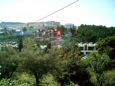 Apartments, inserted in a condominium of excellence on the bank of the Corgo River, with a first-line view, terrace/balcony, natural lighting and located just five minutes from the center of Vila Real. The Varandas do Corgo project consists of 32 exc...