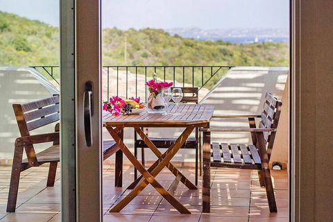 Surrounded by greenery, you have a fantastic view of the Maddalena archipelago and Corsica: this is how you can idyllically spend your most beautiful holiday days in the well-kept residence. The complex is made up of three condominiums arranged on di...