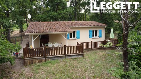A22311JR16 - Charming 3-bedroom holiday home set on the edge of a beautiful park with large shared pool, lake and potential for approximately 5 000 € per annum in rental income if desired. A tranquil environment to escape to but with lots of amenitie...