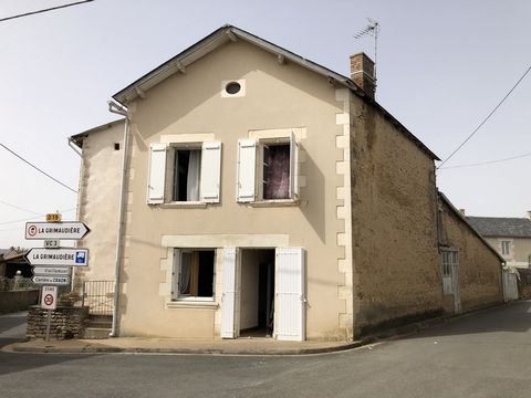 I am pleased to present to you a charming little village house. The entrance is through the bright living room, which has been completely renovated. With attic of a beautiful convertible area. The other part will require work to be able to take full ...