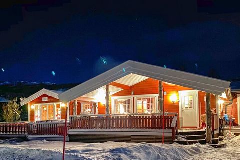 Comfortable and lovey wilderness holidayhouse at Øse Hyttegrend in Gratangen, which is an attractive cabin area 25 km north of the city of Narvik. Surrounded by a large wilderness area, the place is ideal for hiking in the forest and mountains, and f...