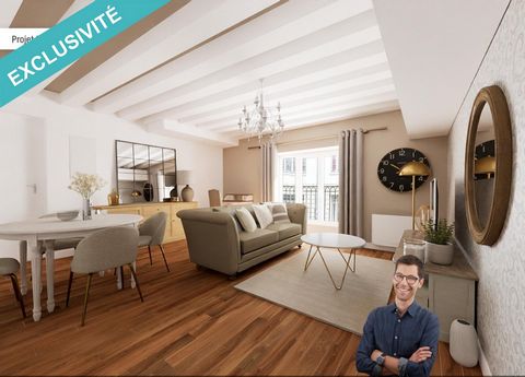 EXCLUSIVE - Lyon 5th very close to Saint Jean Cathedral and metro station, come and discover this large 88 sqT3 in a historic district listed as a UNESCO world heritage site. It consists of a living room and a separate kitchen (open kitchen is possib...