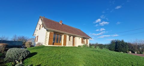 Exclusively in your Saint Marcouf agency! Come and discover this charming house offering single-storey living, located in the commune of Saint-Pierre-du-Mont, near Grandcamp-Maisy, along the D-Day landing beaches. It is composed as follows: entrance,...