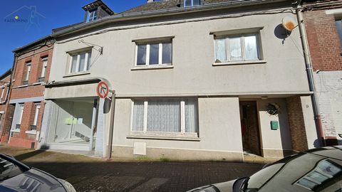 FACIL'IMMO offers for sale this house of about 127.9 m2 with a commercial premises of about 37m2 in the town of Auxi-Le-Chateau. This accommodation is ideally suited to the construction of several rental units of the residential or professional type ...