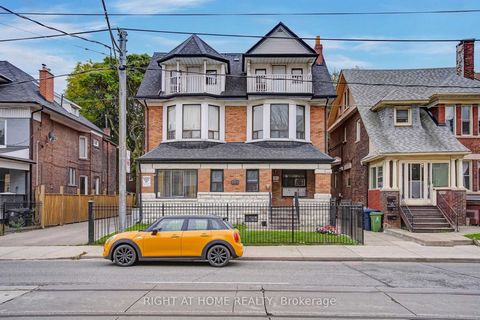 Beautifully Renovated And Tastefully Furnished 2 Bedroom Apartment In The Heart Of South Parkdale. Steps From Restaurants, Shops And Transit. Easy Access To Gardiner And Minutes To Downtown.