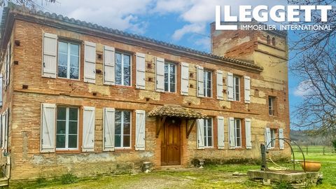 A27015SNM82 - Situated near the confluence of the Tarn et Garonne, this top class equestrian property is surrounded by lush green countryside, rivers, and lakes. It also has fishing rights to the river that runs down the edge of the terrain. Currentl...