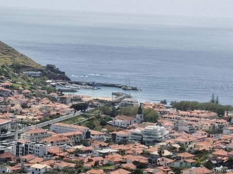 Located in Machico. Available for sale, land of 690 m2 in Machico, overlooking the sea and the city. Located in a quiet and safe residential area, this plot is perfect for building the house of your dreams, or 2 semi-detached villas. With easy access...