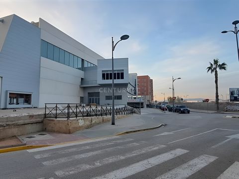 ¿Quieres comprar una plaza de parking en Manises? Gran oportunidad de adquirir en propiedad esta plaza de garaje ubicada en la localidad de Manises, provincia de Valencia. Dispone de buenos accesos, maniobrabilidad y está bien comunicada, se trata de...