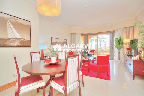Located in Vilamoura. Introducing a stunning three-bedroom apartment nestled within a luxury resort right by the Victoria Golf Course in Vilamoura. This gated condominium offers top-notch amenities, including reception service, indoor and outdoor poo...