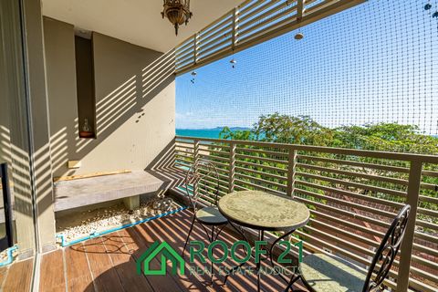 Perfectly Situated in Jomtien, Steps from the Beach! Experience coastal living at its finest in this contemporary 67 sqm one-bedroom unit. Revel in captivating 180-degree panoramic sea views that extend seamlessly from the living room to the bedroom....