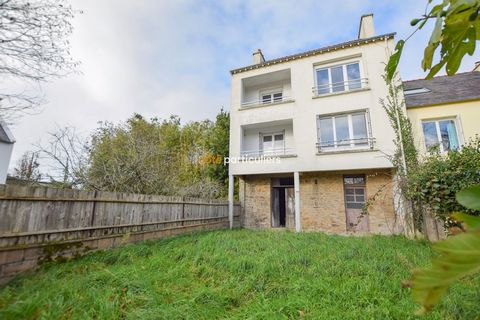 Only at Côté Particuliers! In a building with 2 apartments. This apartment offers a living room with a south-facing balcony, kitchen A/E, bedroom, bathroom and WC. Private technical room and garage of 27 m2. Garden of 225 m2.