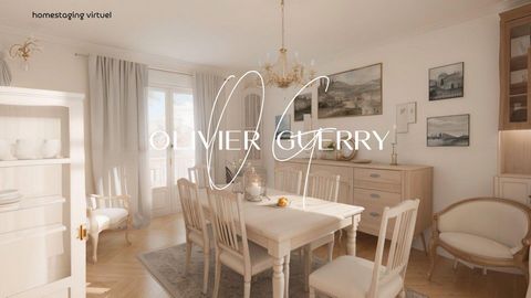 Welcome to VILLEVEYRAC, a charming village where history intertwines with the tranquility of a quiet residential street. At its heart, discover a 4-sided villa, built in 1975, a true gem awaited by those in search of their ideal haven. This single-st...