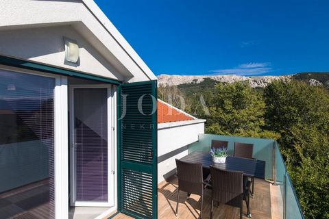 Location: Primorsko-goranska županija, Baška, Baška. Baška, Krk Island - furnished apartment for sale, ideal for tourist rental A comfortable one-bedroom apartment in Baška with a net area of ​​41.64 m2 (without terrace) is for sale. The apartment co...