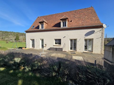 This enchanting residence, elegantly erected in 2017, sits ideally in one of the most coveted areas of the department, just 5 minutes from Tremolat and 5 minutes from Limeuil. The proportions of this home are sure to capture your imagination. Spread ...