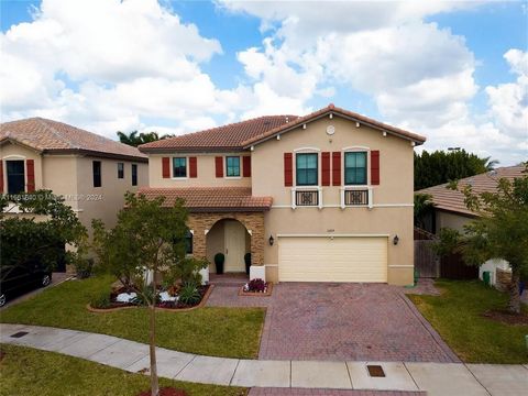 GORGEOUS TWO-STORY SINGLE FAMILY HOME WITH 4 BEDROOMS AND 2 1/2 BATHROOMS LOCATED IN THE AMAZING FAMILY ORIENTED COMMUNITY OF SILVER PALMS. UPGRADES IN THIS SMART-HOME INCLUDE SOLAR PANELS, PORCELAIN FLOORS THROUGHOUT, CUSTOM DOORS IN BEDROOMS, BATHR...