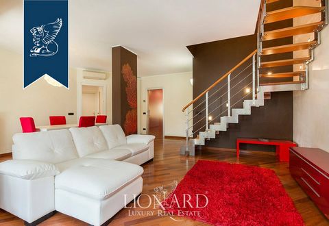 This apartment for sale is part of an elegant building in a prestigious residential area in Milan. This estate is on the first floor of a modern building, has two floors connected by a staircase and measures 310 m2 overall, besides 100 m2 of terraces...