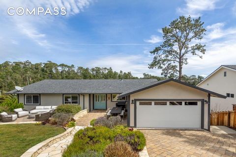 Welcome to coastal living at its finest! Tucked privately off the street, step inside the double front doors and you'll be greeted by a thoughtfully designed interior that effortlessly blends style and functionality. Full of wonderful natural light, ...
