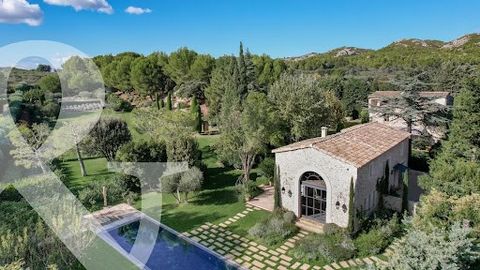 Set in the countryside around Maussane les Alpilles, in an idyllic and sought-after, but not isolated, location this fabulous property is composed of 2 stone houses right in the heart of the Alpilles. The main house, in a rustic style, spans just und...